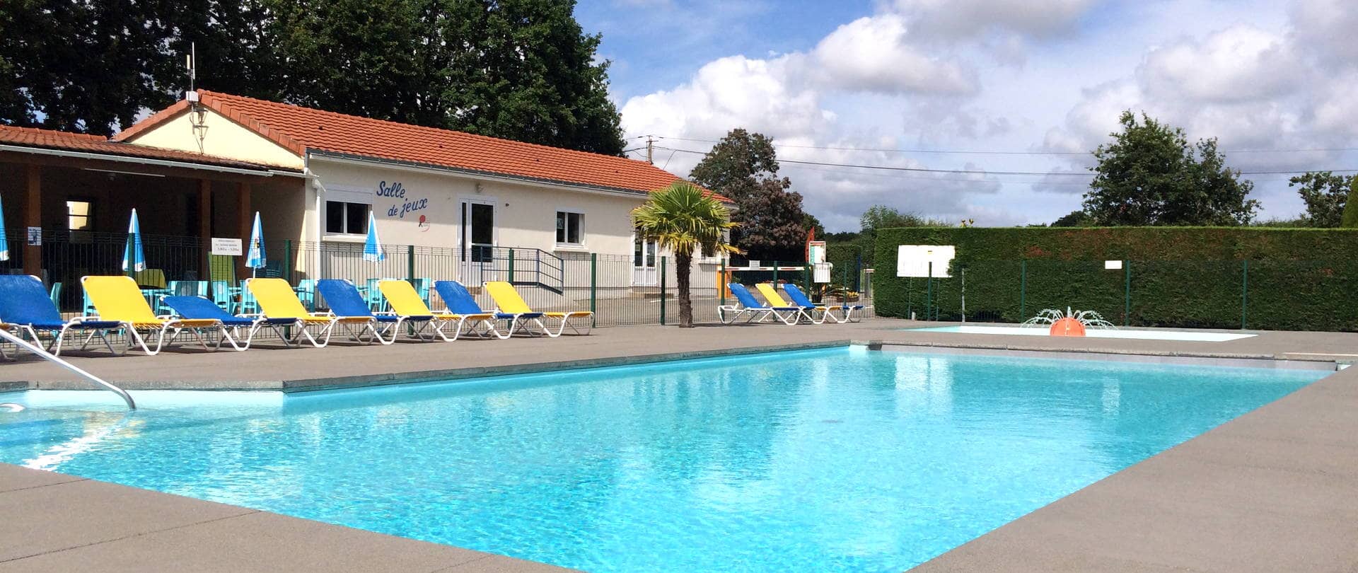 Campsite in Pornic with heated swimming pool